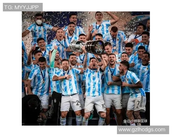 国际足球巨星盘点:十大传奇巨星荟萃